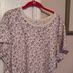 Torrid Cream Floral Short Sleeve Top